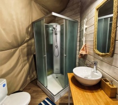 Сфера с балконом и камином в Клевер