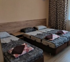 Трёхместный комфорт с балконом в Tuta