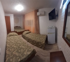 4-х местный Стандарт цокольный этаж №1 в Лакшми