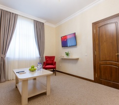 Двухместный люкс с видом на город двуспальная кровать в Navruz Hotel Tashkent