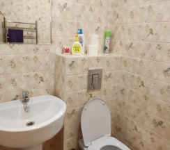 Двухместный люкс Семейный с видом на город двуспальная кровать в Руднев