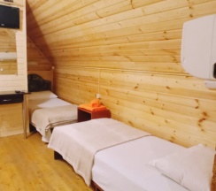 4 местный номер Комфорт в эко-коттедже в Петрович