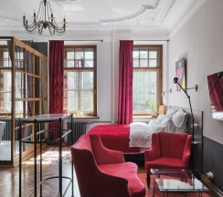 Abondance. Комната-люкс с открытой ванной с видом на Невский в Sands Rooms