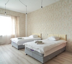 Номер полулюкс с 2 односпальными кроватями в Villa santarina