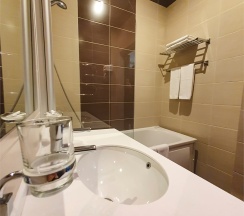Апартаменты-Модерн двухкомнатные (Two-room Modern Apartment) в Екатерининский квартал