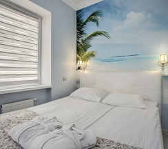 Двухместные апартаменты 11 с видом на парк двуспальная кровать в Exclusive Hotel&Apartments