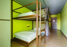 Кровать в общем номере в Siamaze Hostel