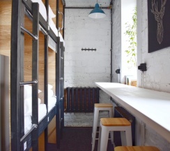 Капсула в 7-местном женском номере “Агата” в Bookcase Hotel&Hostel