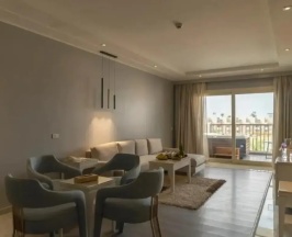 Двухместный люкс Posh Club Executive Jacuzzi двуспальная кровать в Sunrise Crystal Bay Resort