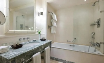 Двухместный номер Deluxe 2 отдельные кровати в Rocco Forte Hotel Amigo