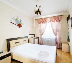 Апартаменты Economy с 3 комнатами с балконом в Гостевой дом на Кирова 3