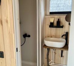 Четырёхместный люкс в Gorkiy Village