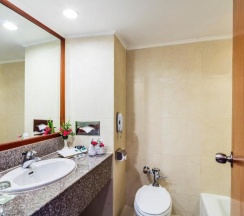 Двухместный номер Deluxe двуспальная кровать в Bangkok Palace Hotel