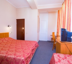 Трехместный "Стандарт" с балконом в Аллес