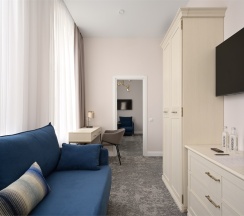 Люкс с 2 спальнями и кухней-гостиной в Academia Васильевский