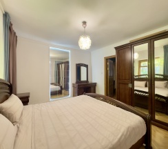 Дом улучшенный в У китайской беседки