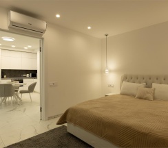 Двухкомнатные апартаменты с балконом и видом на море в Sphera apartments by Stellar