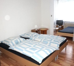 Трёхместный номер Standard в Artus Hotel