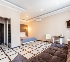 Классический трехместный номер в Мирталь