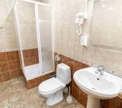 Двухместный номер с двумя раздельными кроватями удобства на блок в ГородОтель