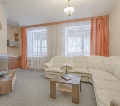 2-комнатный номер стандарт семейный (2-ой корпус) в Аврора