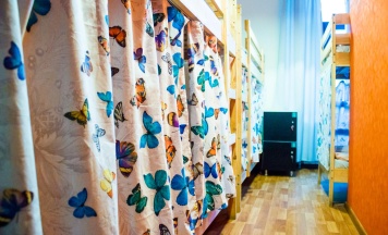 Кровать в 4-местном общем женском номере в U hostel