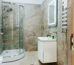 Четырёхместные семейные апартаменты с 2 комнатами в Alezzi Beach Resort