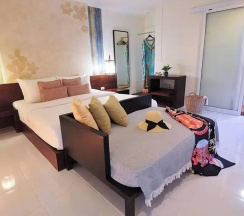 Двухместный номер Superior рядом с пляжем двуспальная кровать в Palm Resort Krabi