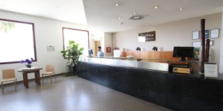 Ла-Линеа-де-ла-Консепсион: Отель Ohtels Campo De Gibraltar