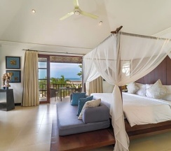 Вилла с 4 комнатами в Kanda Residences Pool Villas