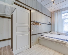 Стандартный двухместный номер с ванной (3 этаж) в Аврора на Почтамтской