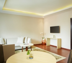 Двухместный люкс с видом на город двуспальная кровать в Four Star by Trans Hotel Sanur