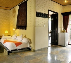 Четырёхместное бунгало в Hidden Paradise Cottages