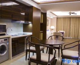 Люкс Deluxe с 3 комнатами с красивым видом из окна в Jinghai Hotel & Resort