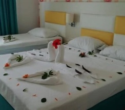 Двухместный номер Standard с балконом двуспальная кровать в Side Win Hotel