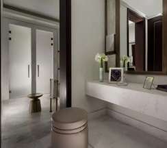 Двухместный люкс Ambassador с балконом двуспальная кровать в The St. Regis Astana