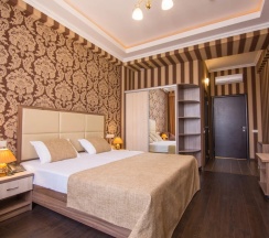 Двухместный номер Deluxe (двуспальная кровать) в Hotel ML