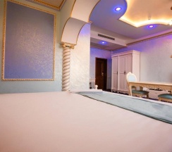 Двухместный люкс VIP двуспальная кровать в Salut Hotel Almaty