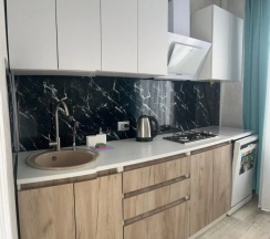 Двухместные апартаменты с балконом (двуспальная кровать) в Квартира Нужный Адрес