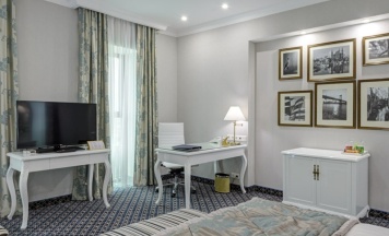 Двухместный номер Comfort двуспальная кровать в Kazzhol Astana