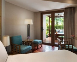 Двухместный полулюкс Avani Terrace двуспальная кровать в Avani Pattaya Resort