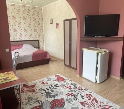 2-комнатный номер люкс в Тихорецк
