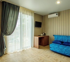 семейный в Hare house
