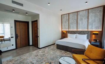Четырёхместный семейный номер Standard в Aurum Garden Hotel