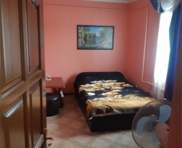 Двухместный номер эконом класса с двухспальной кроватью 4, 7 в Карс