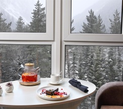 СУПЕРИОР С ВИДОМ НА ГОРЫ (ОДНА БОЛЬШАЯ КРОВАТЬ) в Миррос Субай