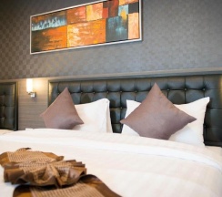 Трёхместный номер Deluxe в Picnic Hotel Bangkok