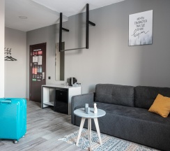 Номер делюкс с 1 двуспальной кроватью в Laska hotel