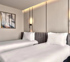 Двухместный номер Standard 2 отдельные кровати в Crowne Plaza Sofia by IHG