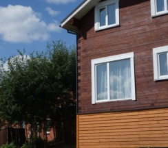 Апартаменты с 4 комнатами в Изумрудный